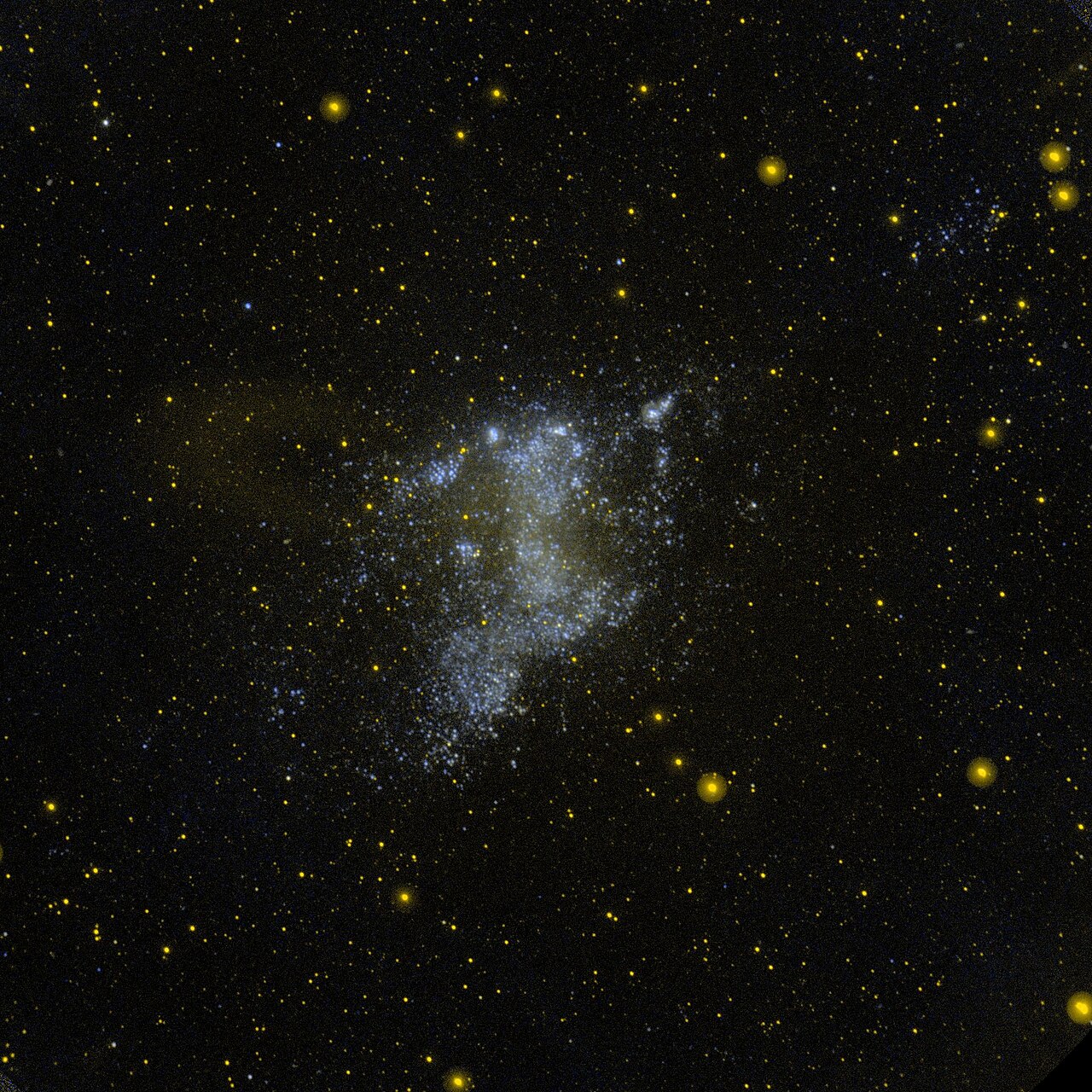 NGC 6822 na ultrafialovém snímku z dalekohledu GALEX.