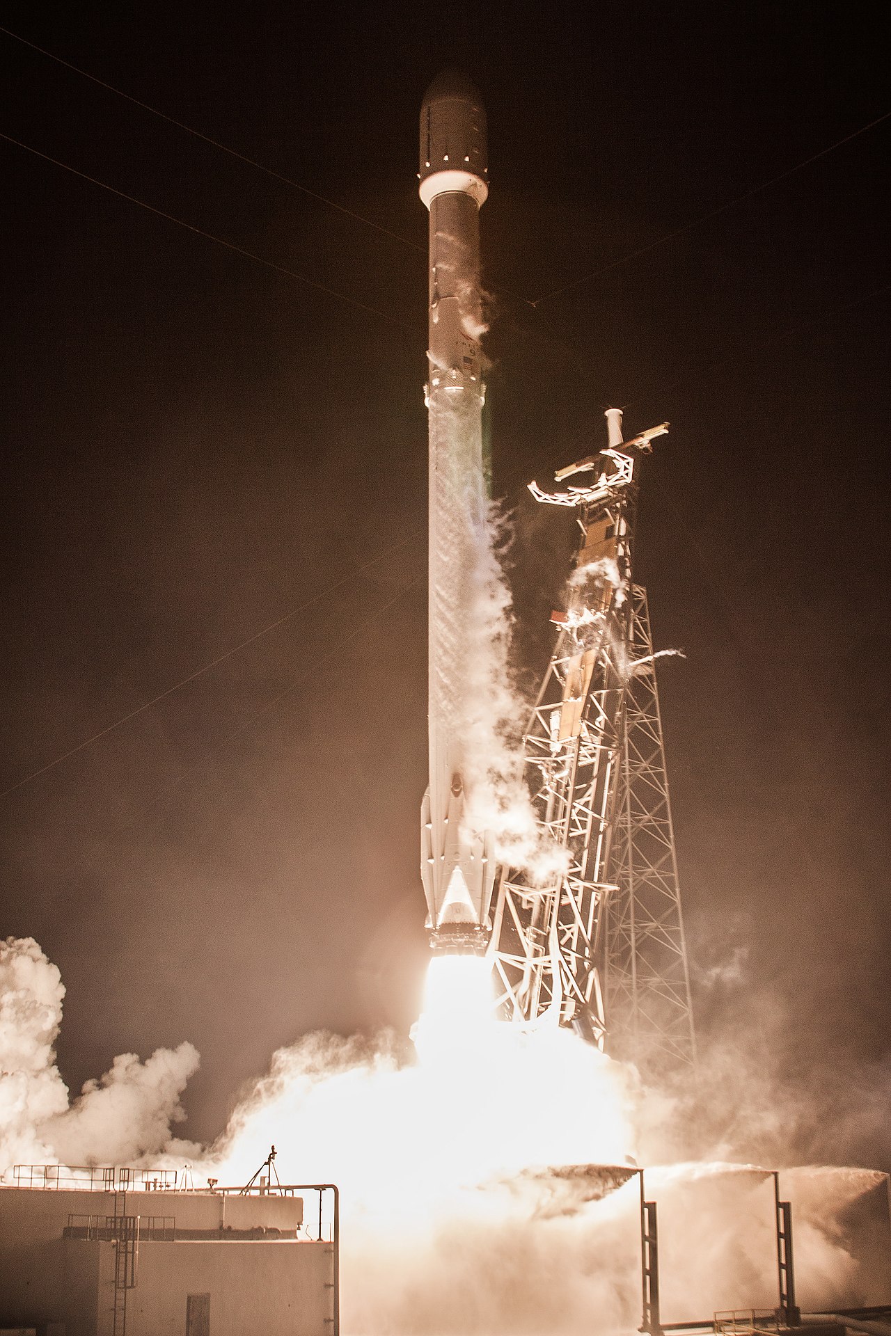 Start rakety Falcon 9 s družicí Zuma