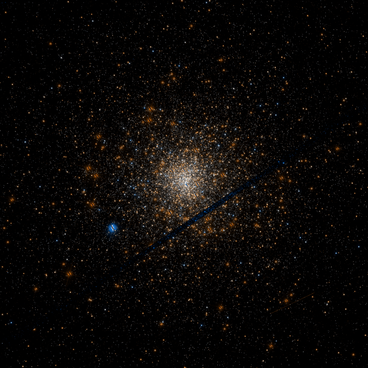 Hvězdokupa NGC 1851 na snímku z Hubbleova vesmírného dalekohledu.