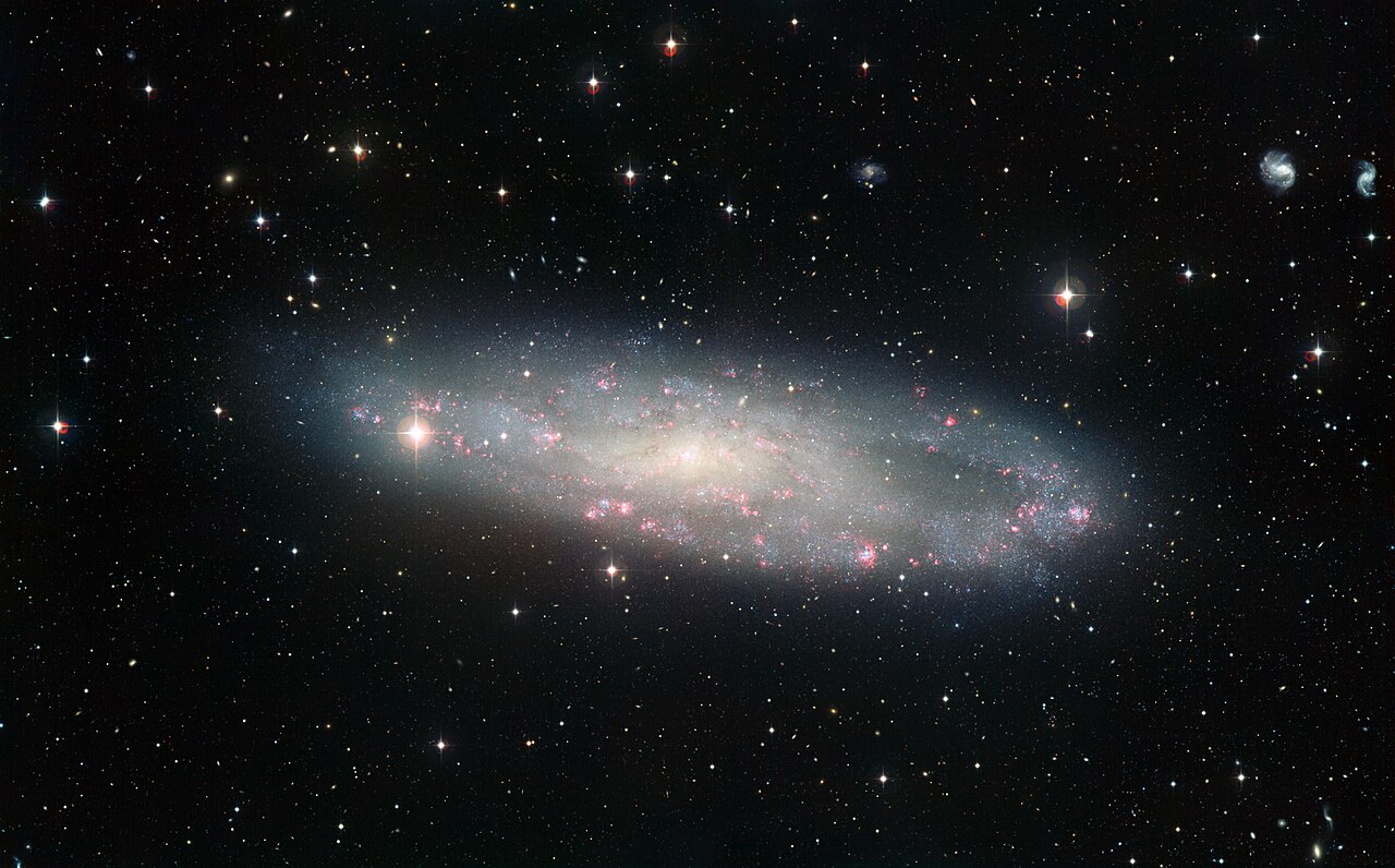 Spirální galaxie NGC 247 na snímku ze širokoúhlé kamery WFI na observatoři La Silla (ESO) v Chile.