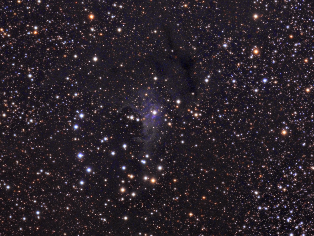 NGC 225 na amatérském snímku. Autor: Hunter Wilson